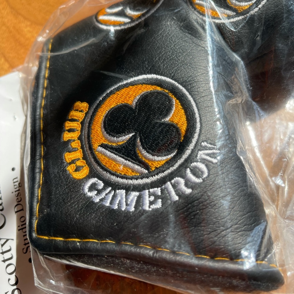 Scotty Cameron Club Cameron Putter Cover